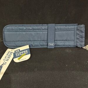 LUG Clipper Flat Iron Case Navy NWT